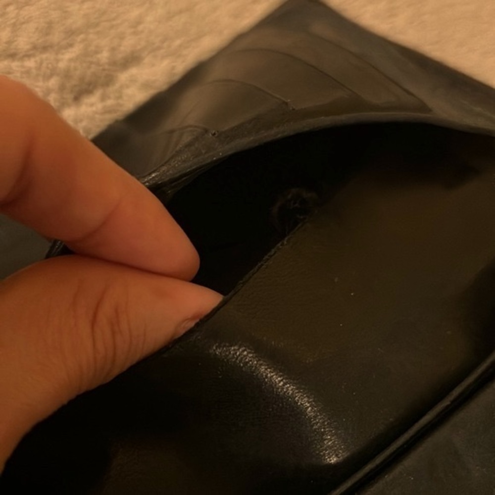 Chanel Long Kisslock Wallet - Picture 7 of 8